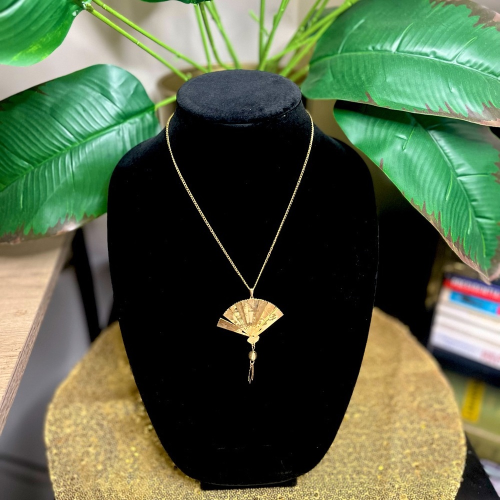 Golden Folding Fan Necklace